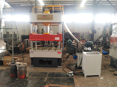 四柱三梁小型液壓機(jī)