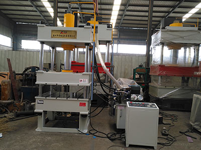 100t四柱液壓機(jī)