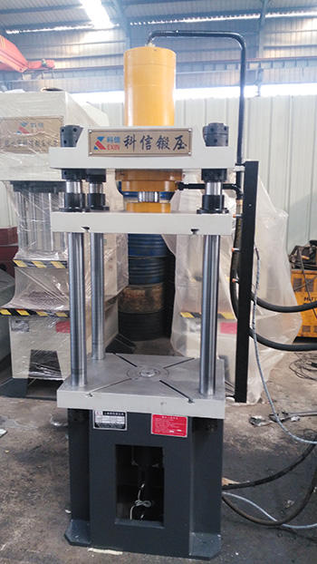 63t四柱三梁小型液壓機(jī)