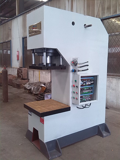 100t單柱液壓機(jī)